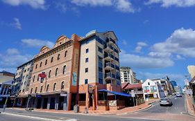 Central Brunswick Apartment Hotel